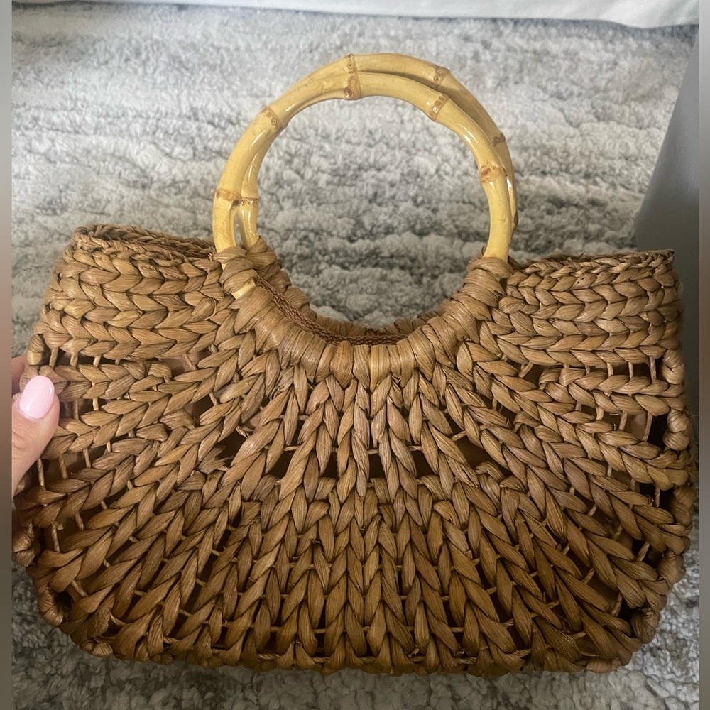 Rotan purse